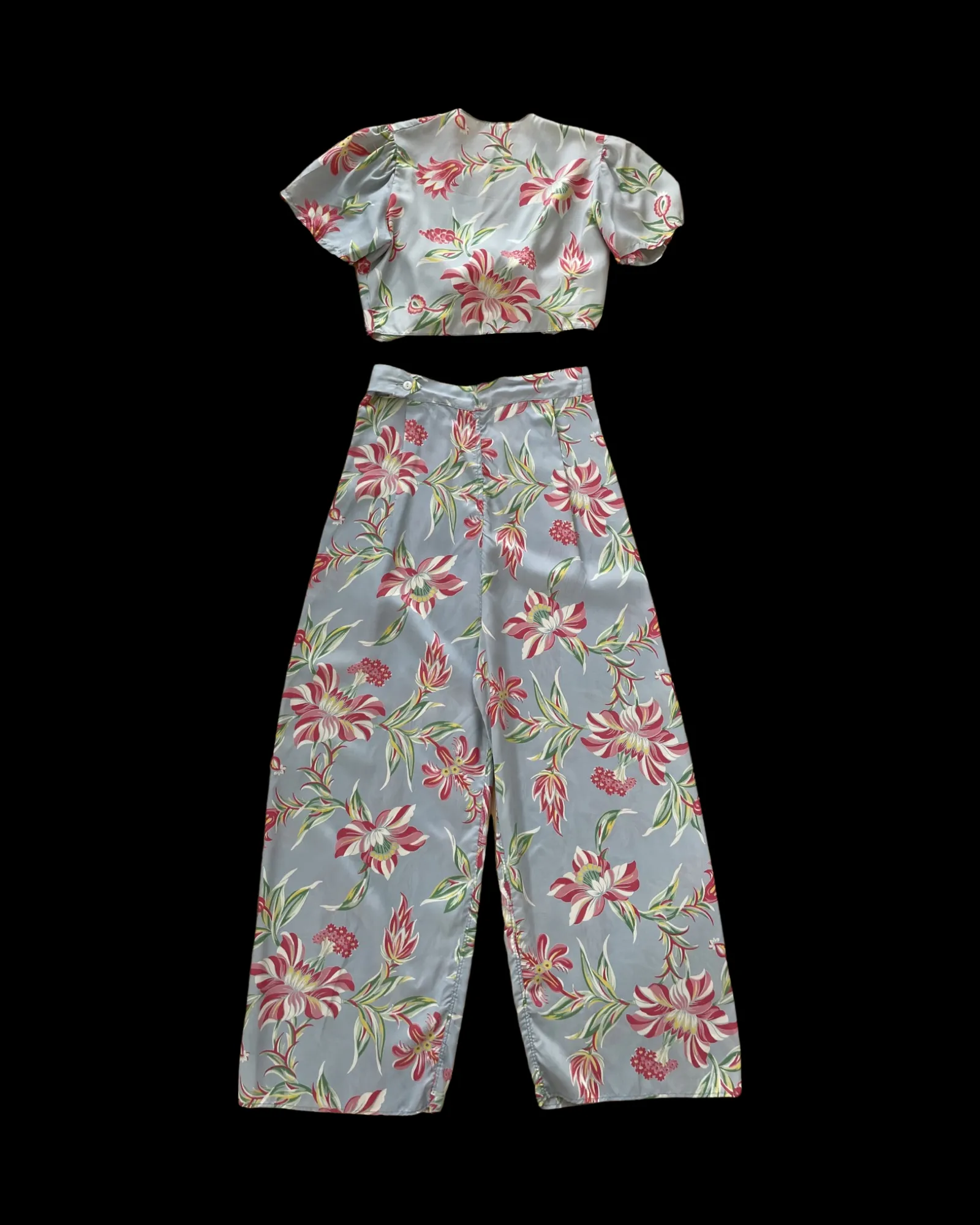 1940s Rayon Two Piece Floral Side Button Lounge Suit