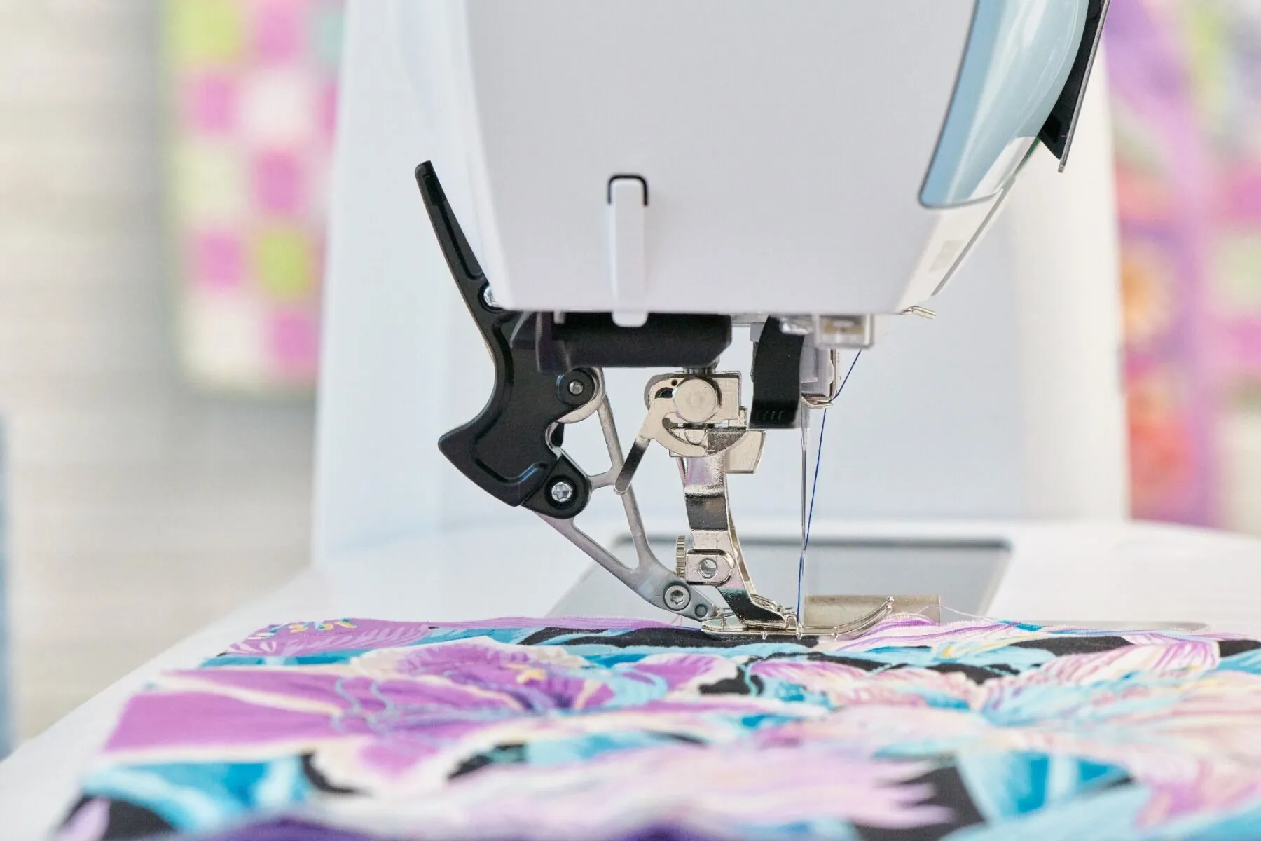 Bernina 570QE Kaffe Special Edition Sewing & Embroidery Machine - with FREE Gift (SEK999T)