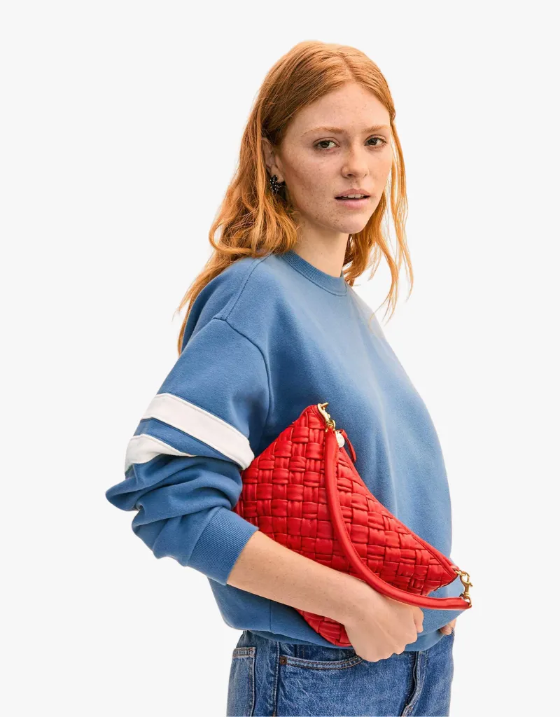 Clare V. Petite Moyen Messenger in Rossa Puffy Woven