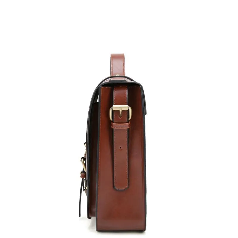 Classic Flap Messenger Bag