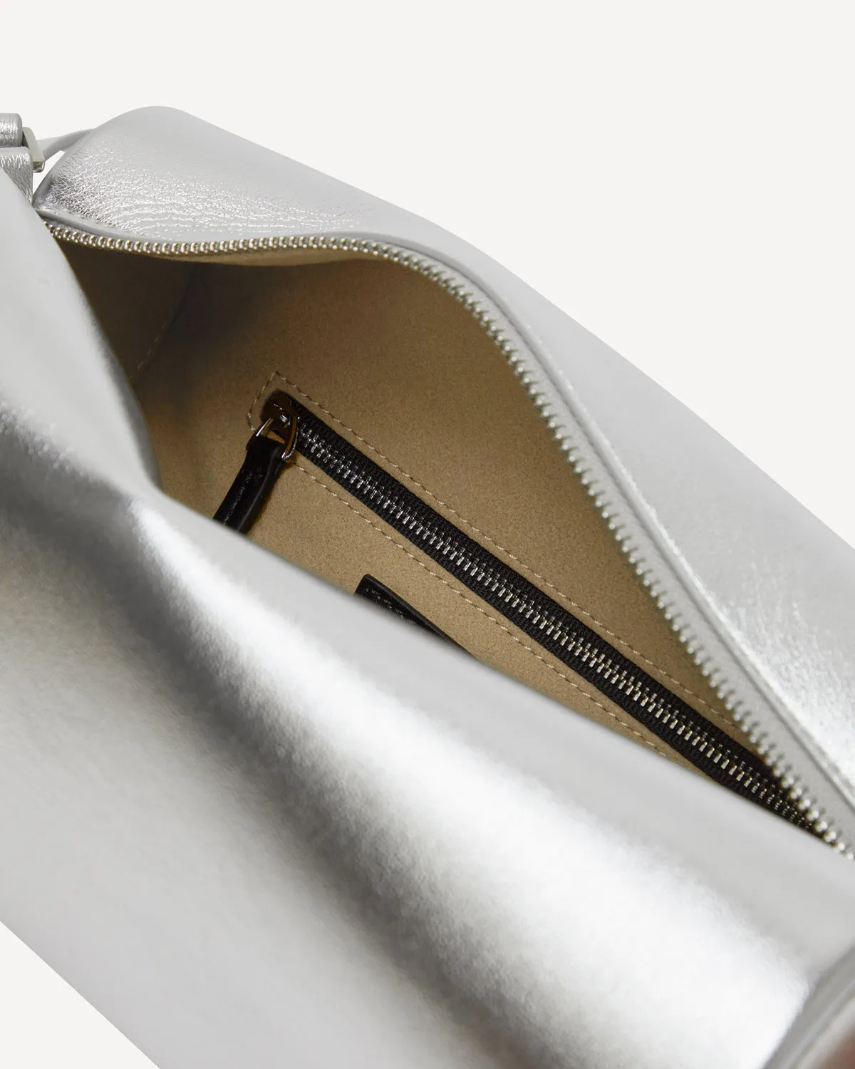 HEART HANDBAG - Silver