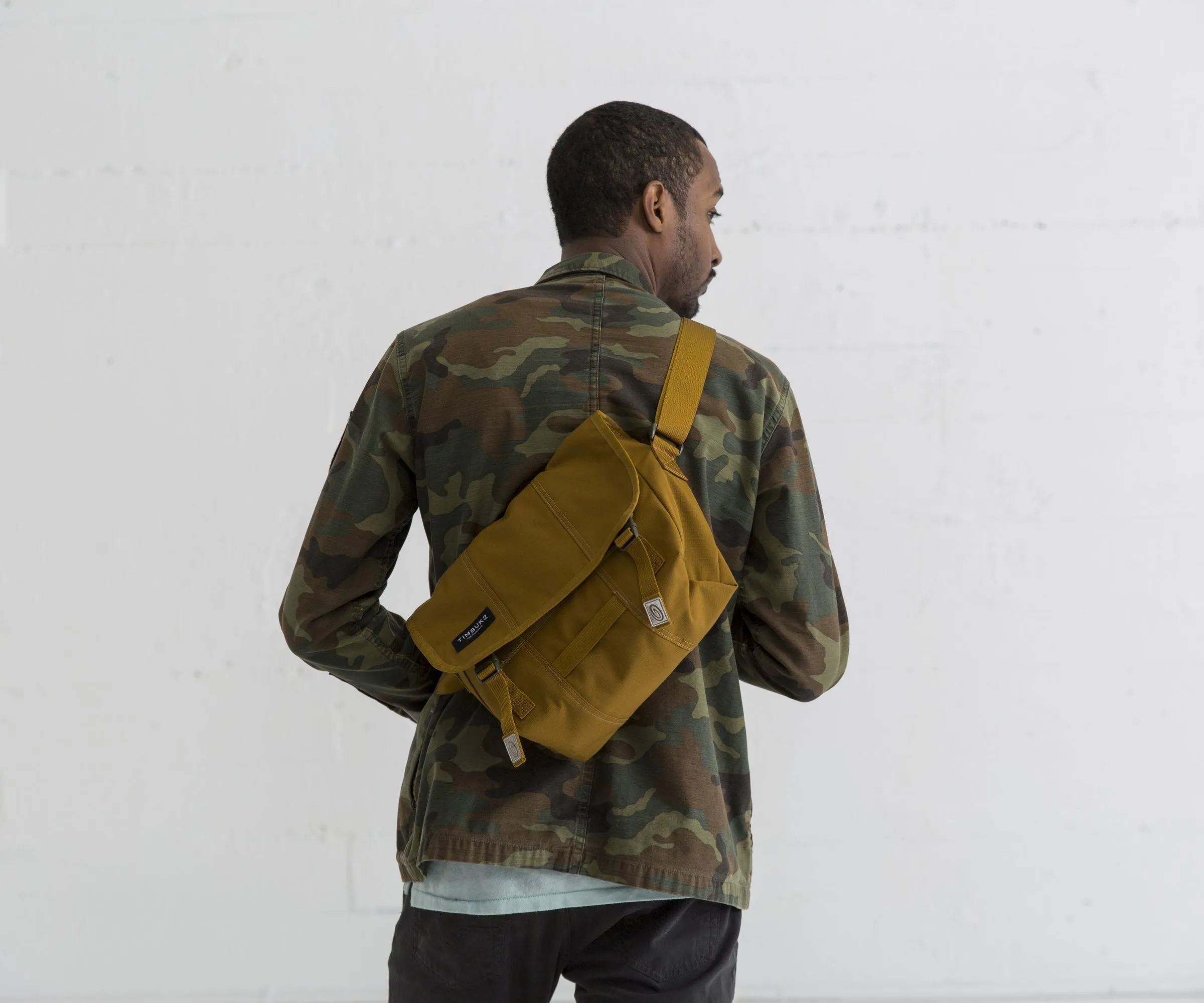Lightweight Flight Messenger Bag