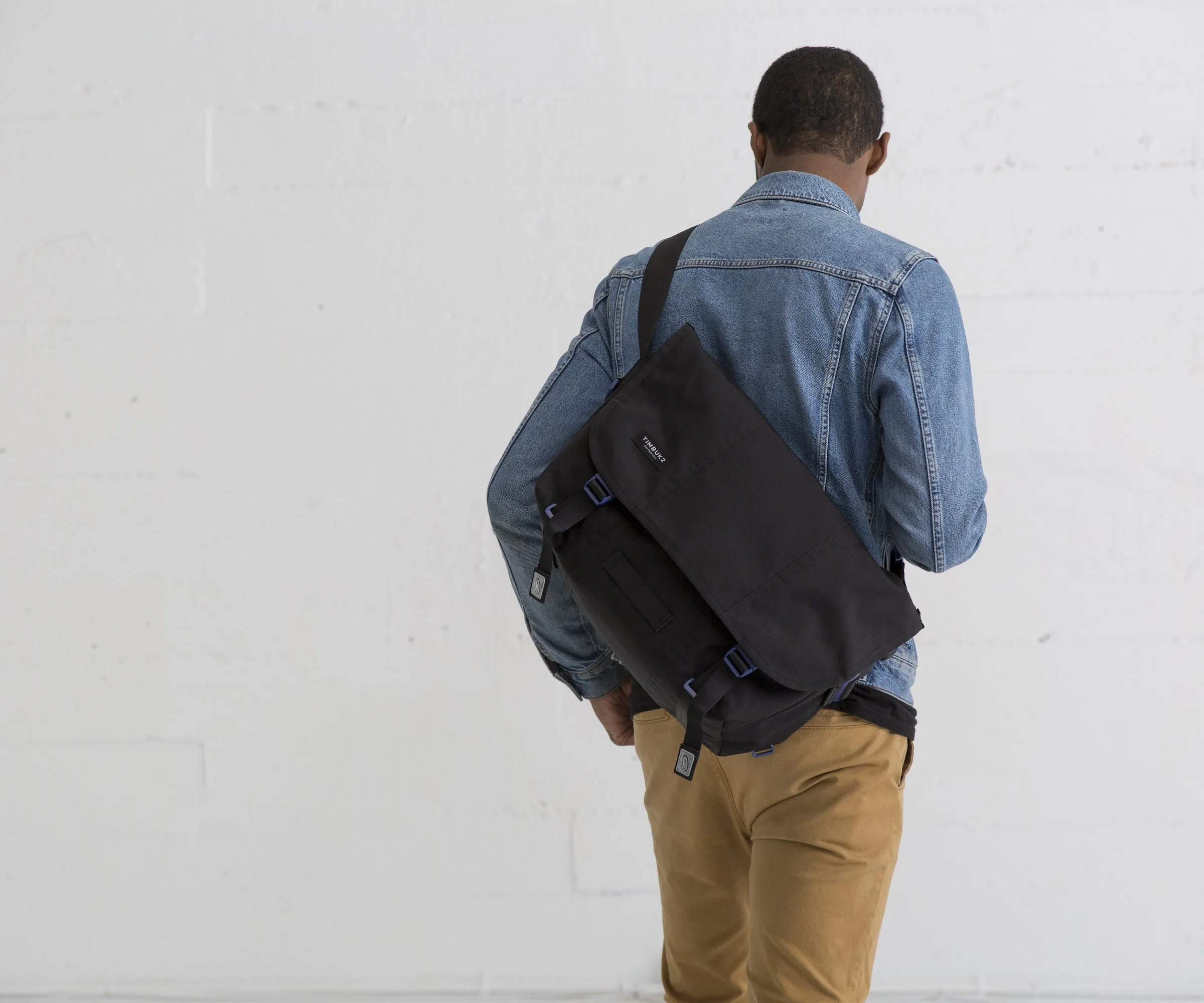 Lightweight Flight Messenger Bag