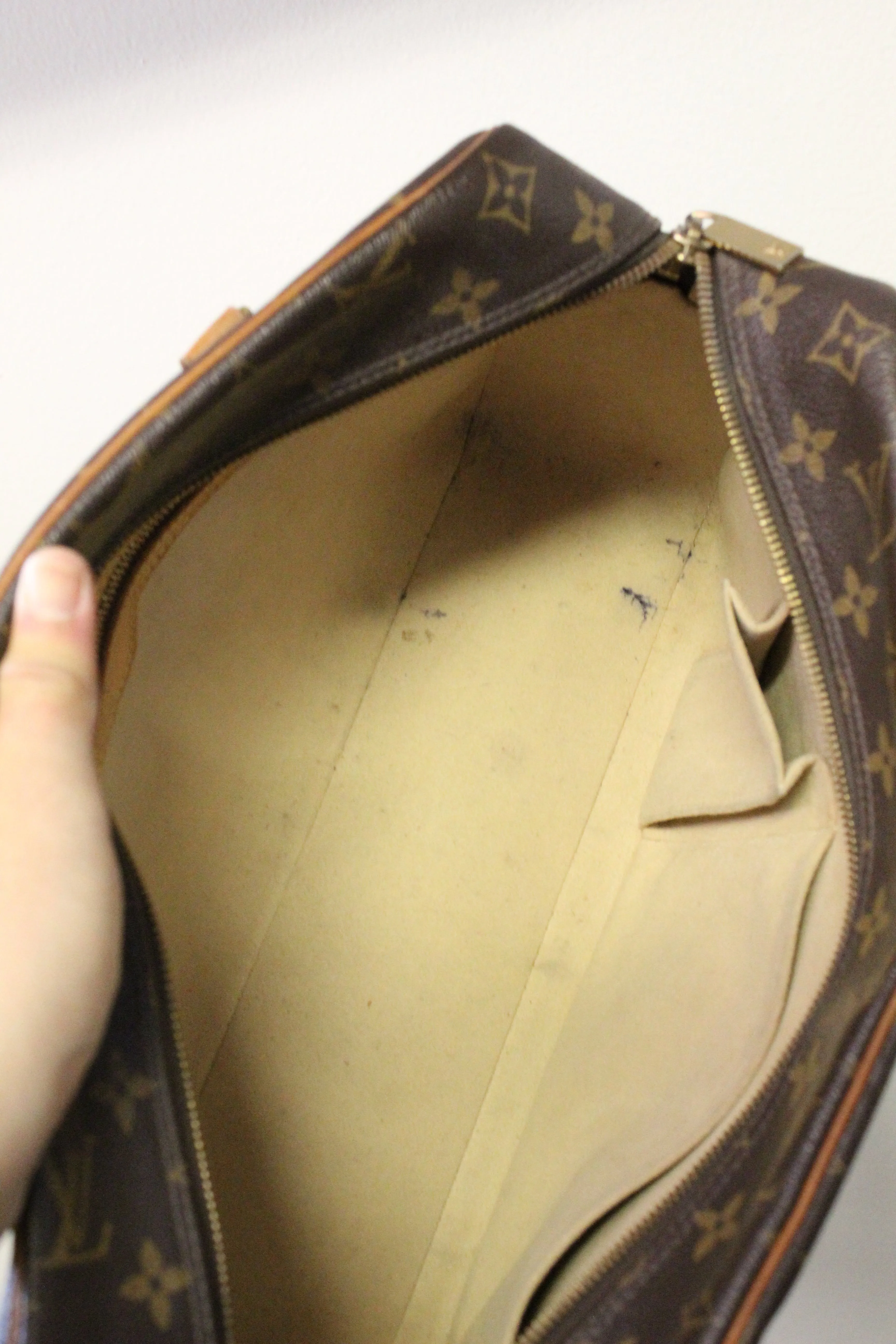 Louis Vuitton Cite GM Shoulder Bag