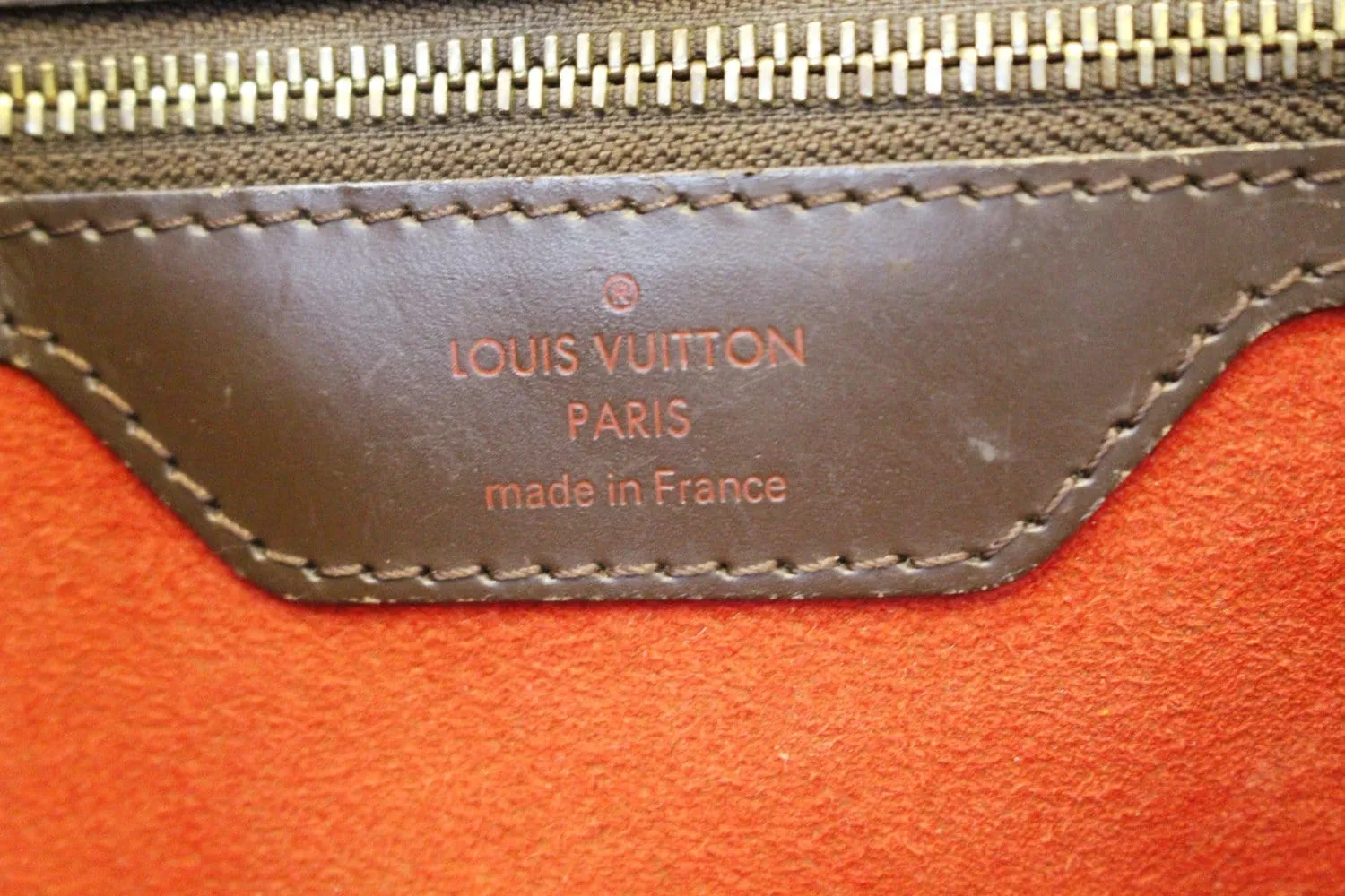 LOUIS VUITTON Damier Ebene Hampstead GM Shoulder Bag - 30% Off