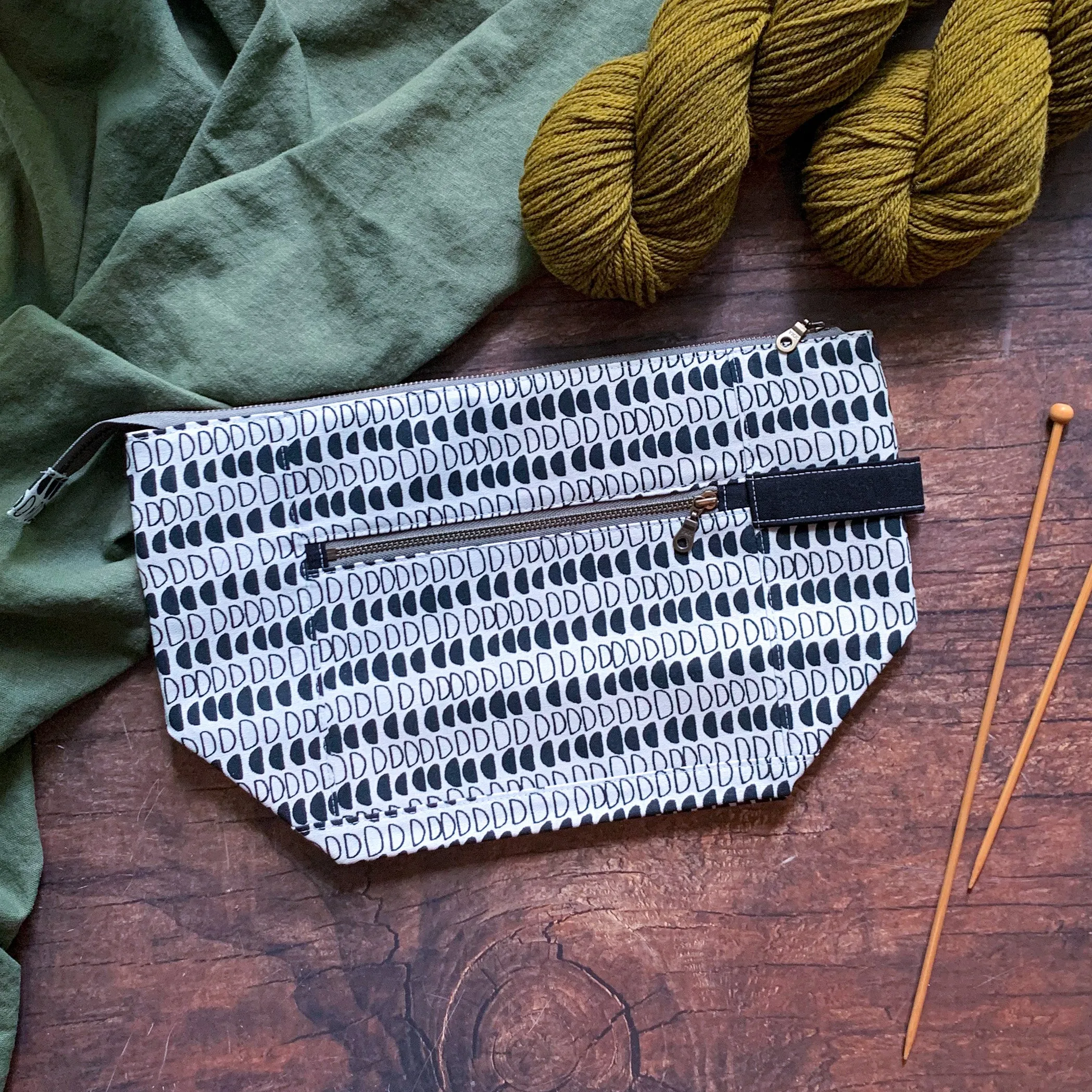 *Phases of the Moon*  Zippered Knitting Project Bag- *In Person*