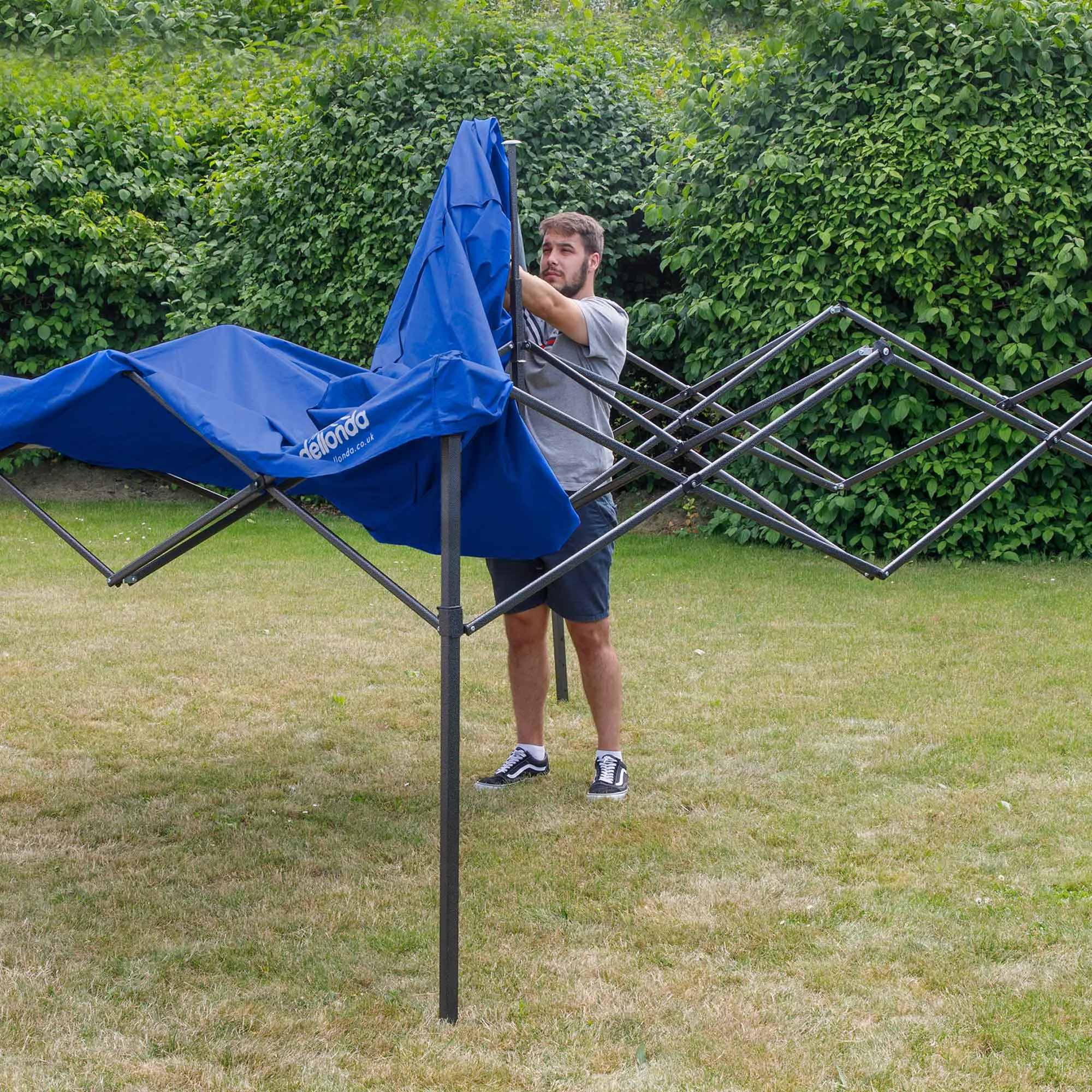 Premium 2x2m Pop-Up Gazebo & Side Walls, Water Resistant with Carry Bag, Stakes & Weight Bags - Blue - DG161