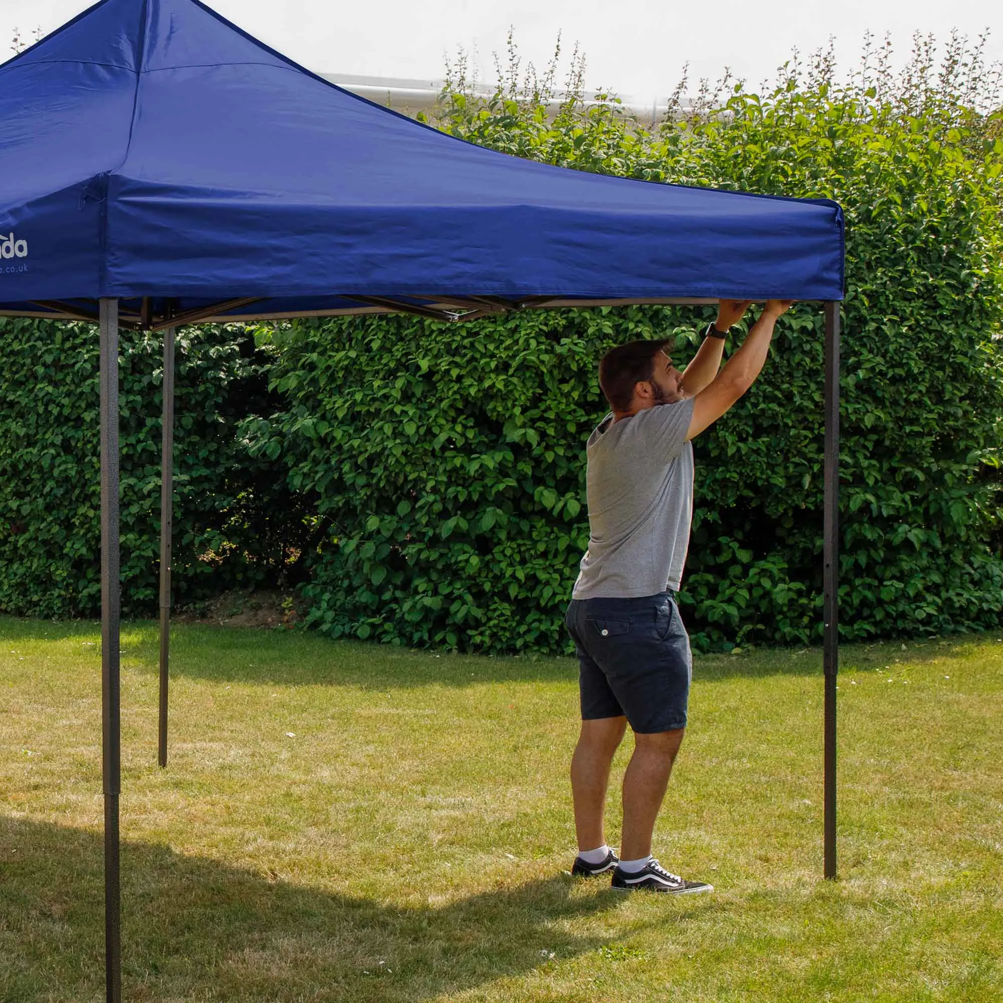 Premium 2x2m Pop-Up Gazebo & Side Walls, Water Resistant with Carry Bag, Stakes & Weight Bags - Blue - DG161