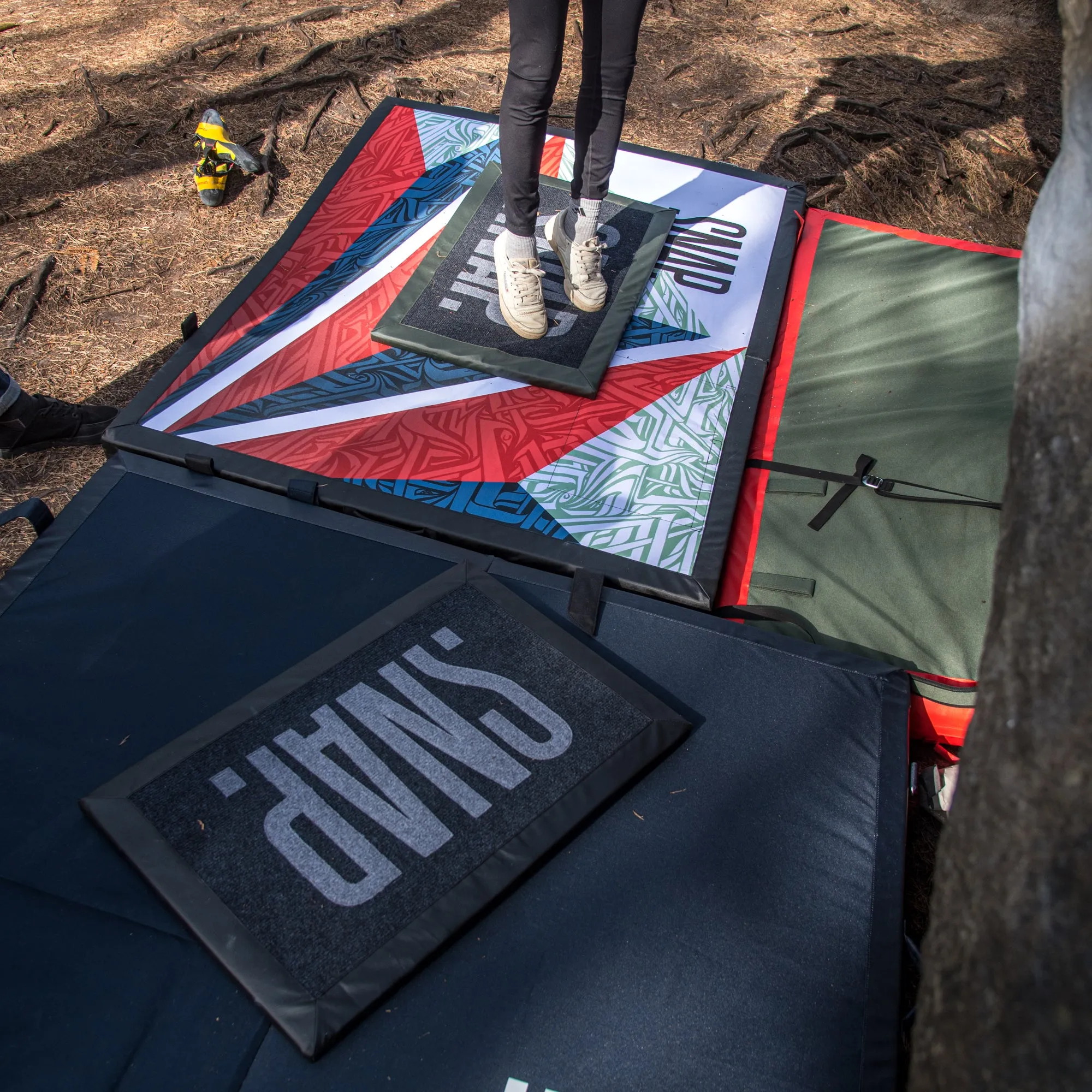 SNAP Grand Rebound Bouldering Crash Pad - Astro