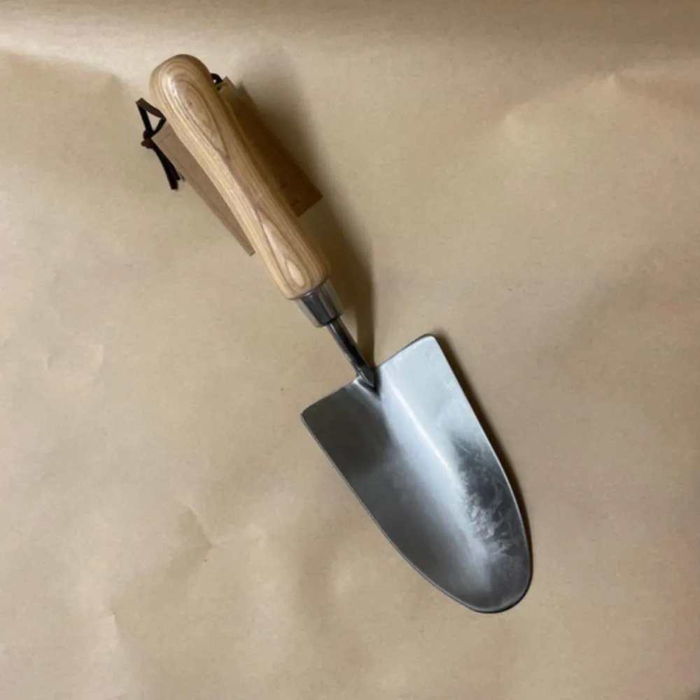 Stainless Steel Traditional Wide Blade Trowel for Multi-Use Garden Jobs