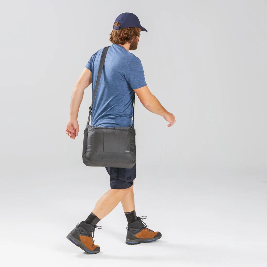 Travel trekking compact messenger bag - TRAVEL 15L
